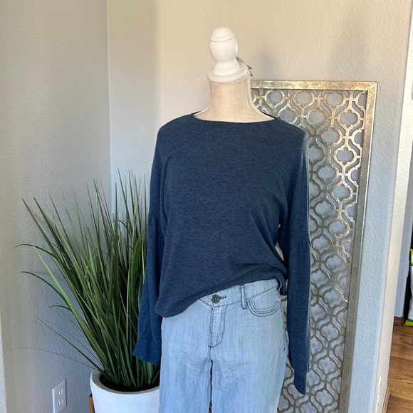 LUCKY BRAND Sweater SO SOFT! Like NEW! - Picture 1 of 2